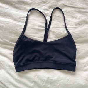 Lululemon Flow Y Bra Nulu Light Support, A-C Cups - size 4